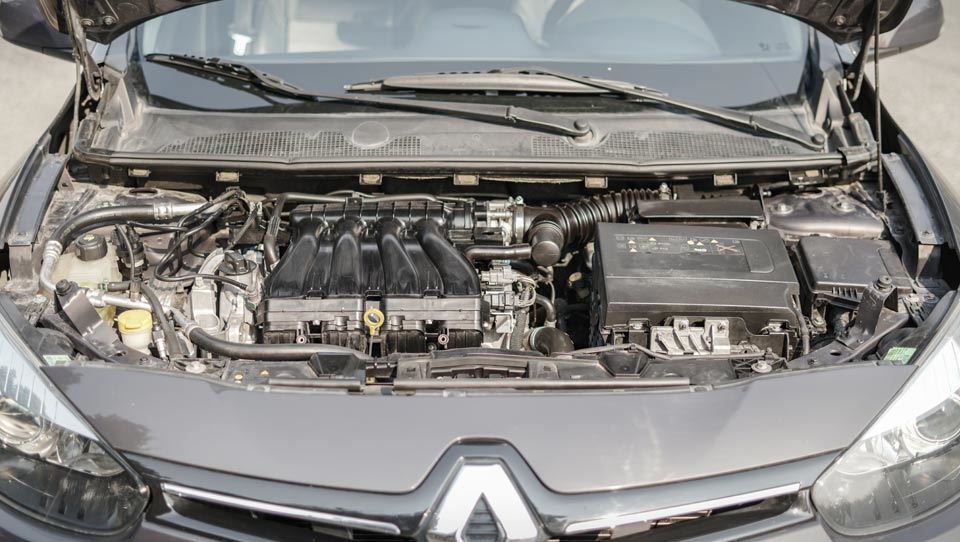 پیشرانه رنو فلوئنس دنده‌ای