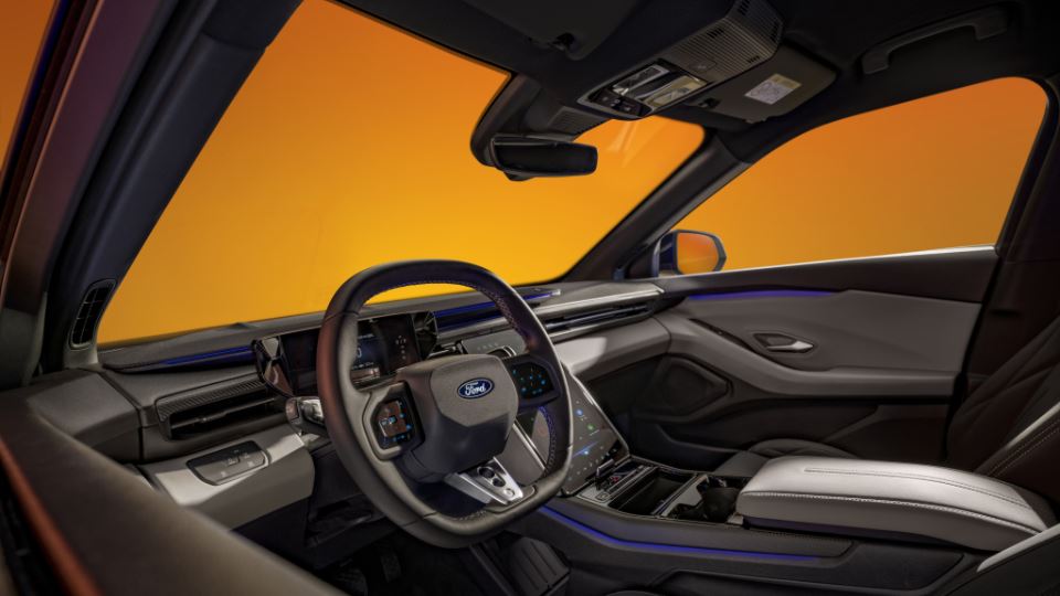 2025 فورد کاپری