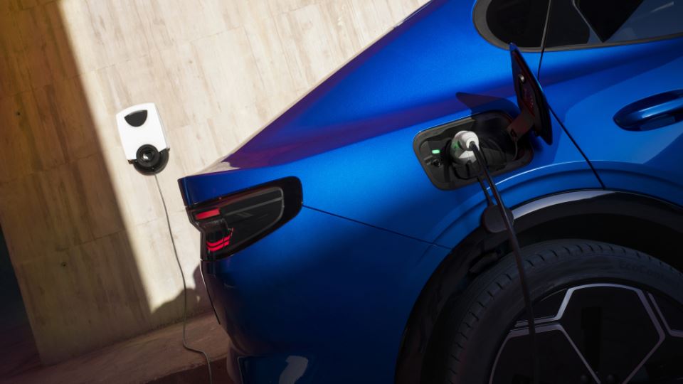 2025 فورد کاپری