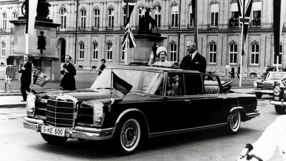 مرسدس بنز 600 