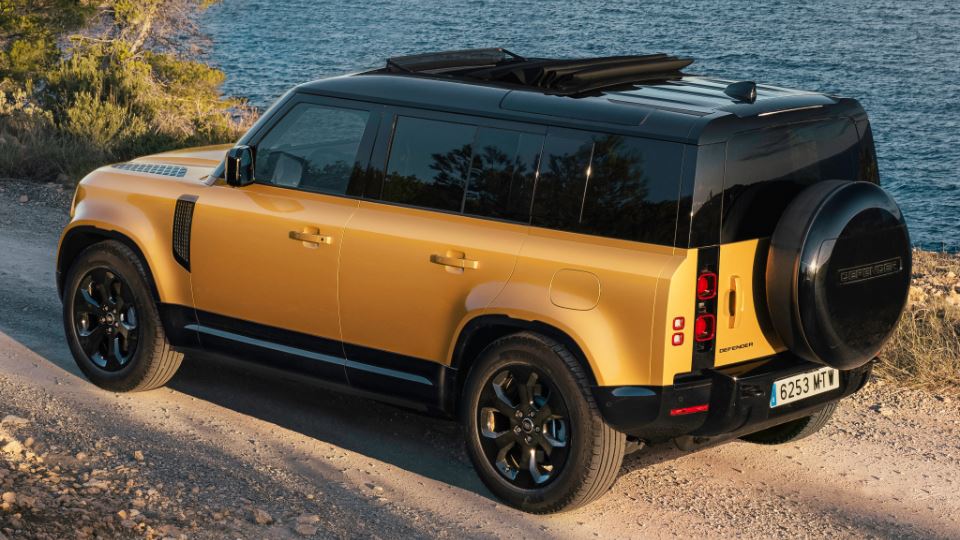 لندرور دیفندر نسخه Eivissa