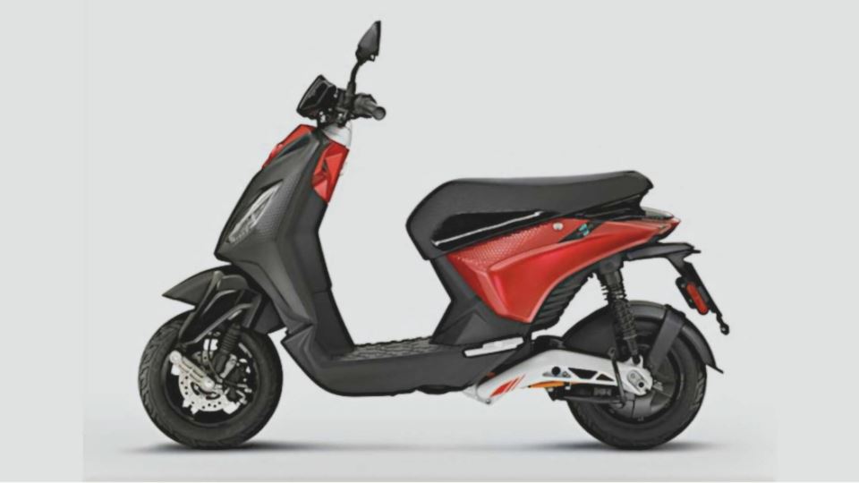 اسکوتر برقی پیاجیو 1