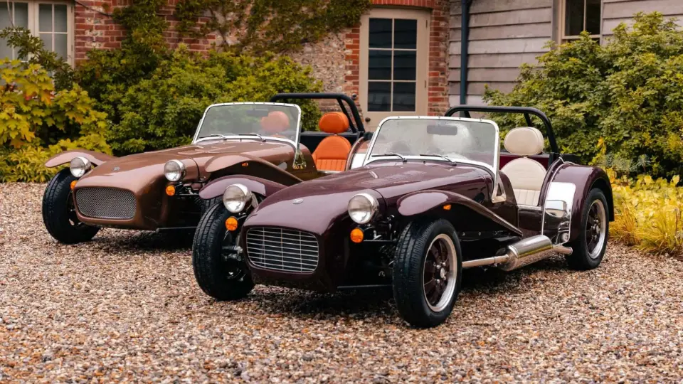 کاترهام سوپر سون 600 و 2000