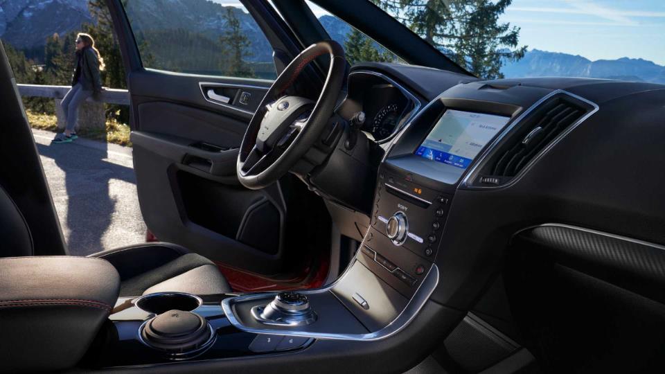 فورد S-Max هیبریدی