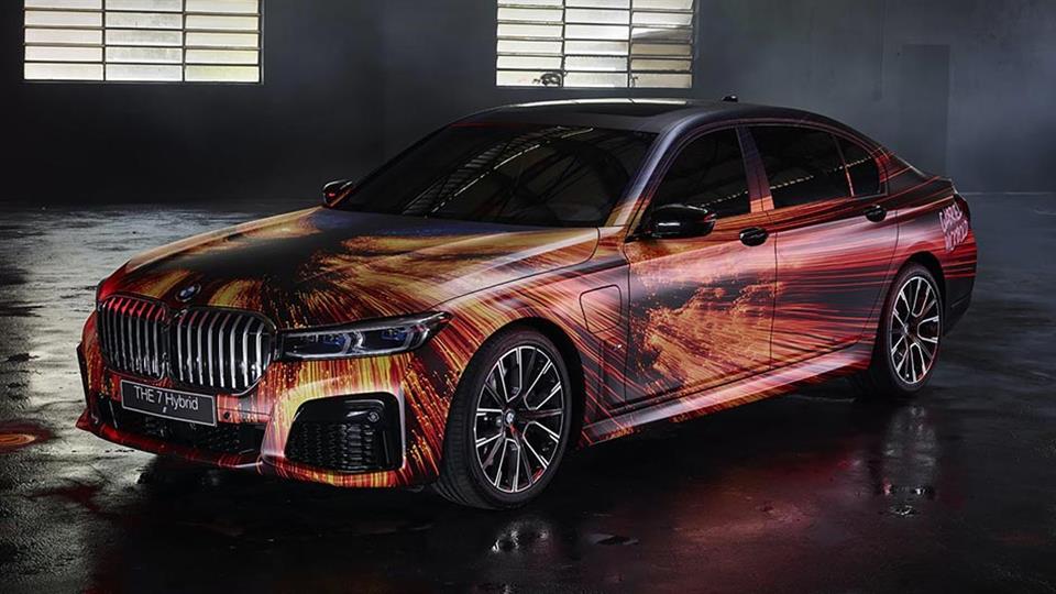 خلق اثری هنری بر پایه ب‌ام‌و سری هفت