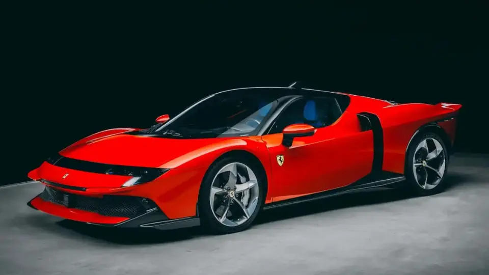 بازگشت فراري تستاروسا افسانهاي!