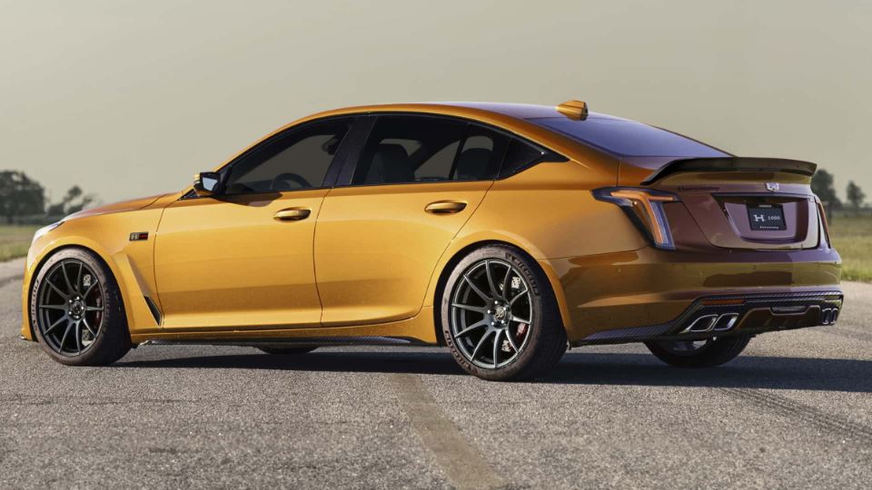 هنسی تیونینگ کادیلاک CT5V بلک‌ وینگ