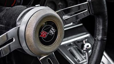 نشان کوروت روی فرمان کوروت نسل سوم