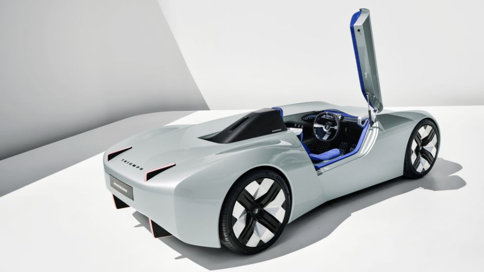 کانسپت برقی تریومف TR25