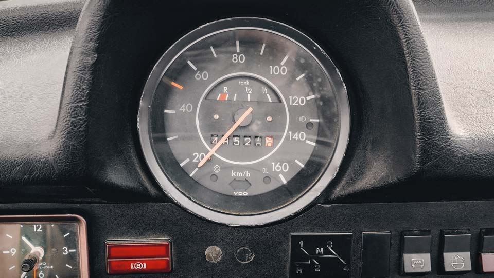 ملاقات با فولکس واگن بیتل کانورتیبل 1974