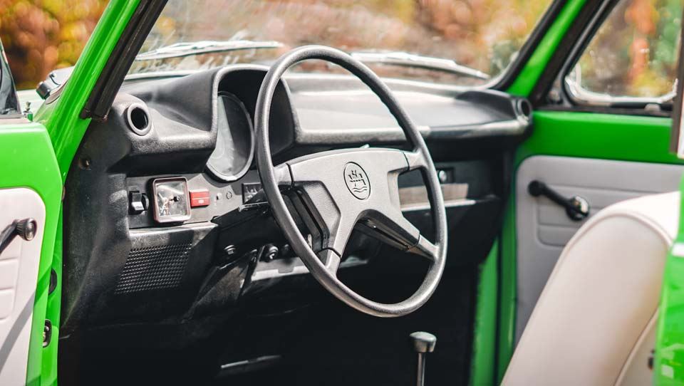 ملاقات با فولکس واگن بیتل کانورتیبل 1974