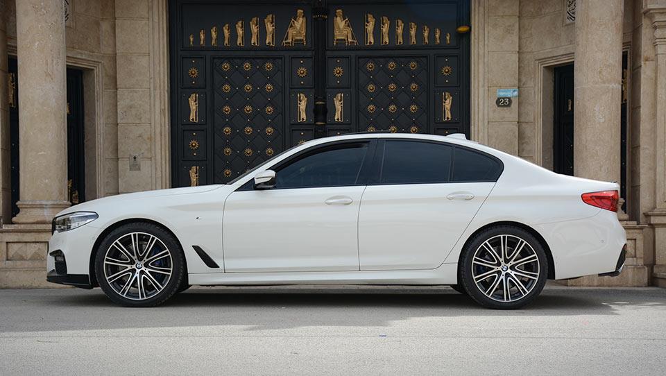 طراحی نمای کنار ب‌ام‌و 530i‌ سری G30