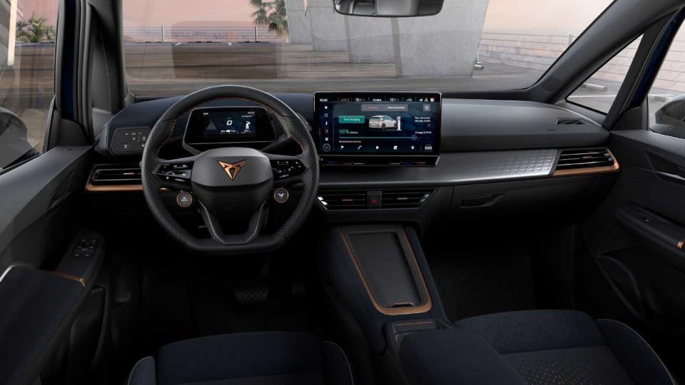 کابین کوپرا بورن هاچ‌بک برقی اسپرت