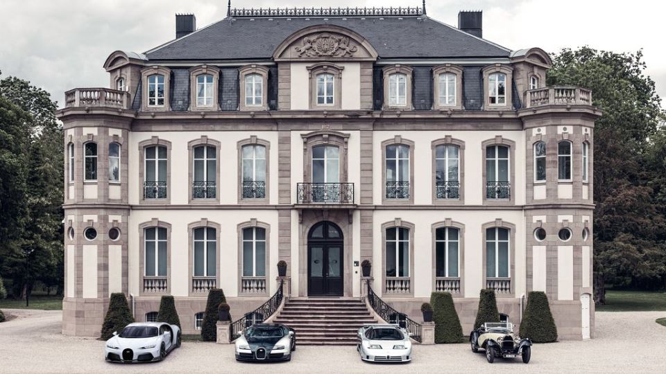 جانشین بوگاتی شیرون