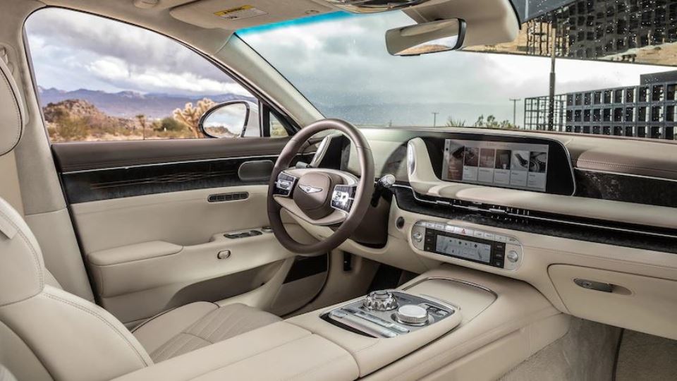 جنسیس G90 خودروی برتر  موتور ترند 2023