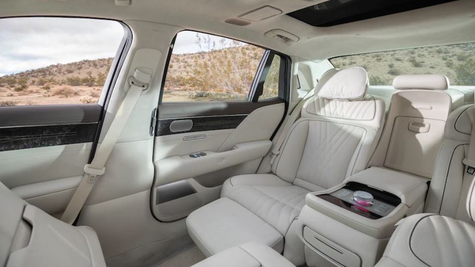 جنسیس G90 خودروی برتر  موتور ترند 2023