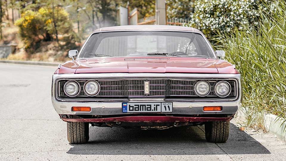 نمای جلو کرایسلر نیویورکر هاردتاپ سدان 1969