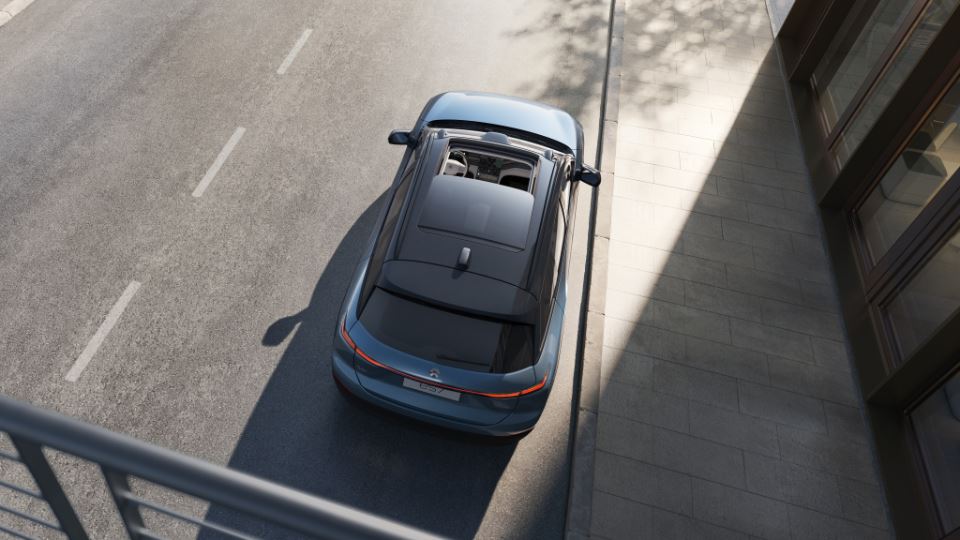 کراس اور برقی نیو ES7