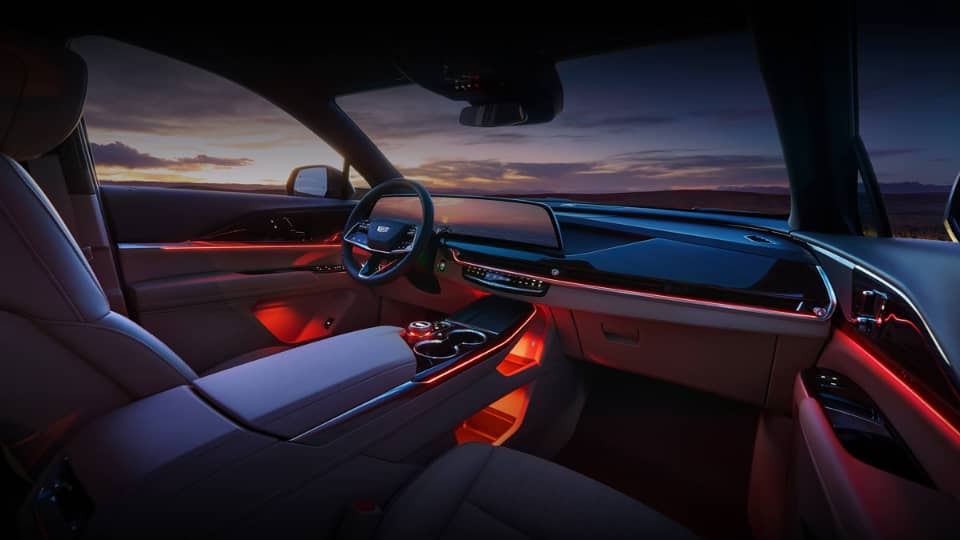 معرفی کادیلاک XT5