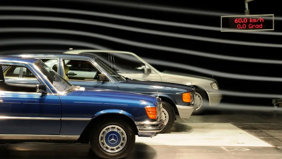 پیشگام در ارائه تکنولوژی