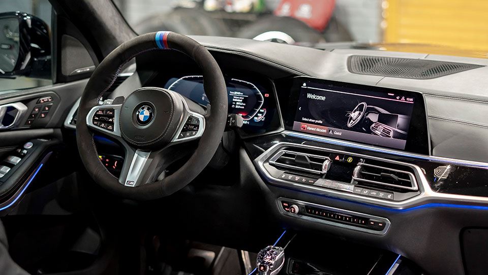 تست و بررسی بامو X7 M50