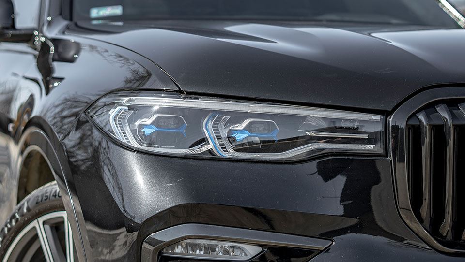 تست و بررسی بامو X7 M50