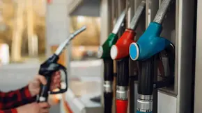 تاثیر واردات بنزین سوپر بر سهمیه بنزین خودروها منبع سایت باما