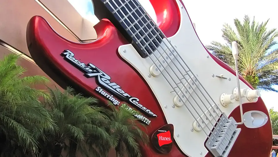 راک‌ اند رولر کوستر - دیزنی هالیوود استودیوز (آمریکا)