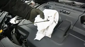 تعویض روغن موتور در زمستان؛ نکاتی که باید بدانید