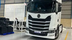 توزیع انواع روغن و لاستیک دولتی برای کامیونداران