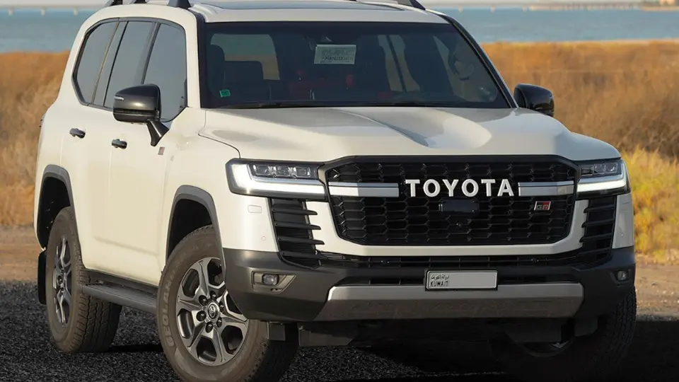 بررسي تويوتا لندکروزر سري 300 وارداتي