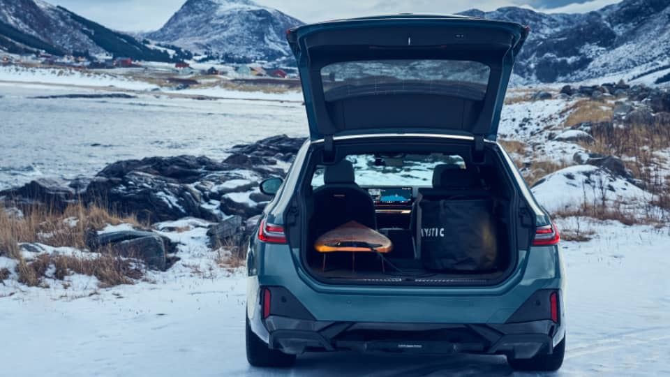 ب‌ام‌و سری 5 تورینگ 2025