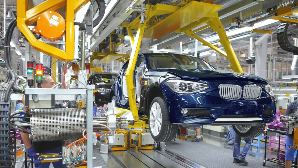 فراخوان 900 هزار بامو