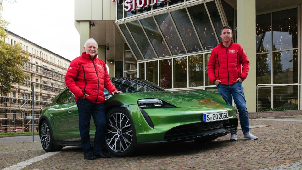 پورشه تایکان کراس توریسمو