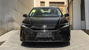 ملاقات با تویوتا کمری HEV منبع سایت باما