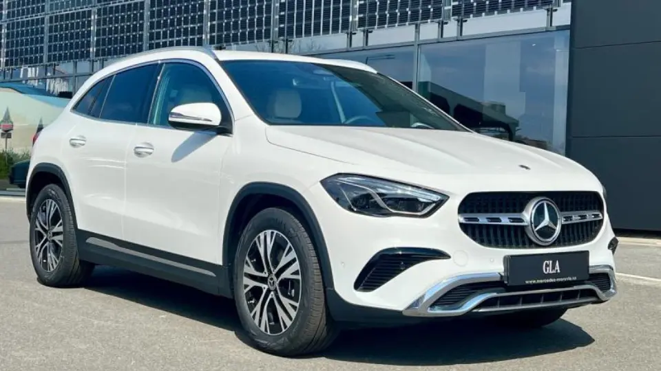 بررسي مرسدس بنز GLA وارداتي کيان خودرو