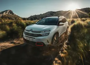 عرضه سیتروئن C5ایرکراس در قاره سبز