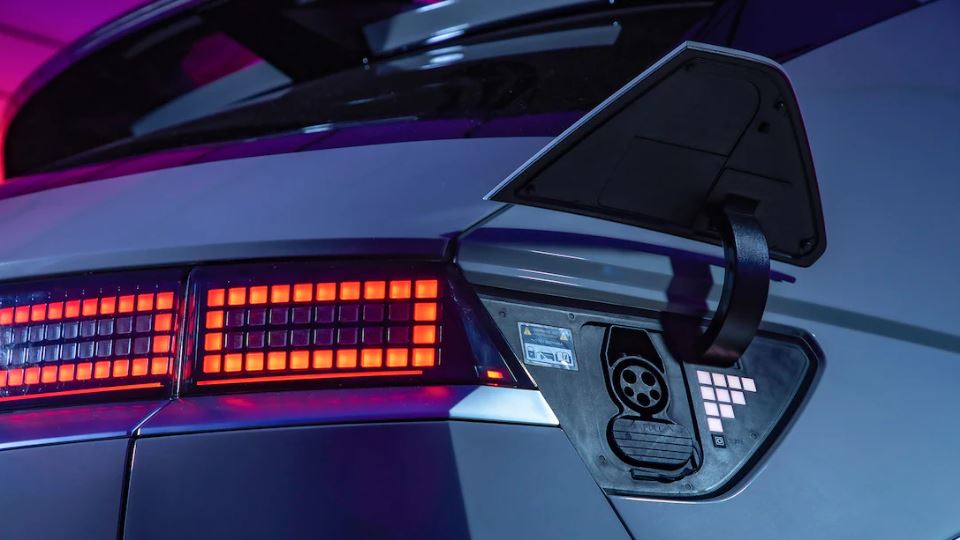 هیوندای آیونیک 5 شاسی بلند برتر موتور ترند 2023