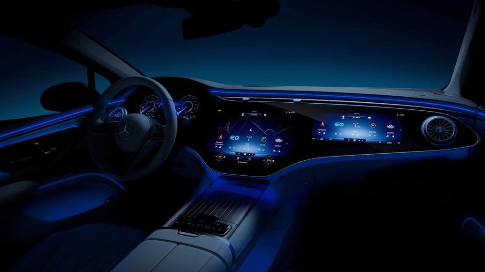 نورپردازی کابین مرسدس بنز EQS