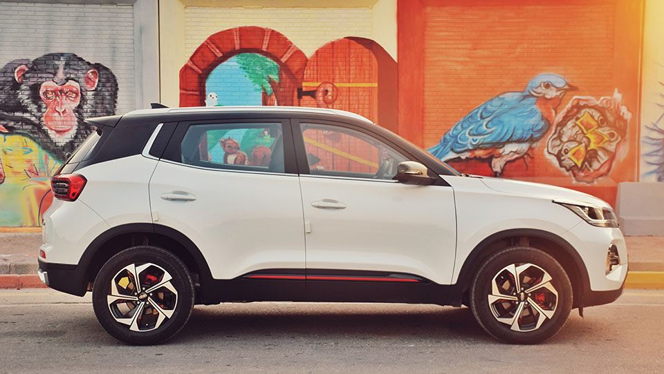 طراحی ام وی ام X55 پرو