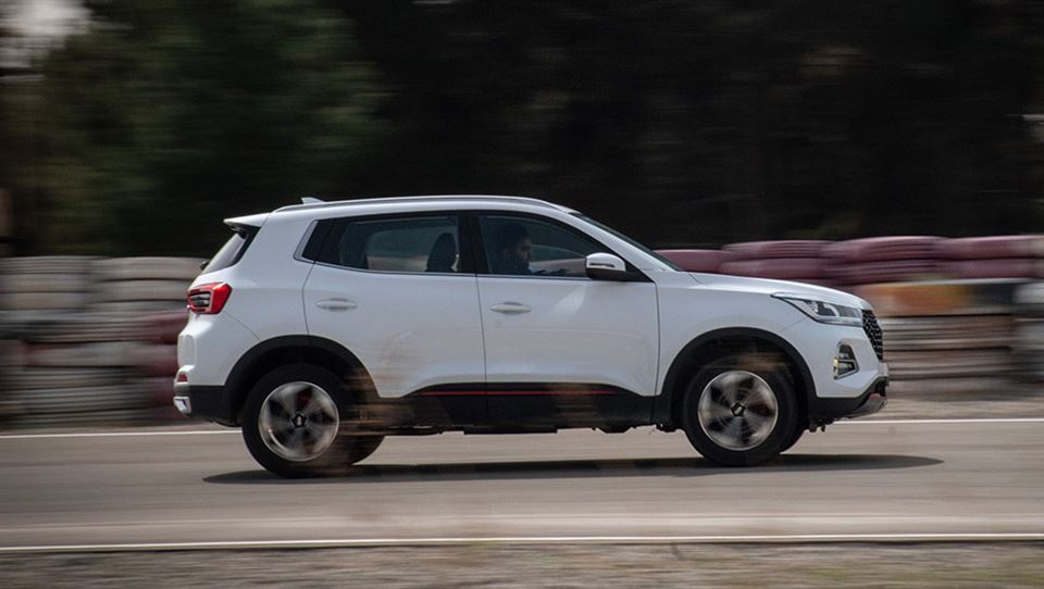 تجربه رانندگی با ام وی ام X55 پرو