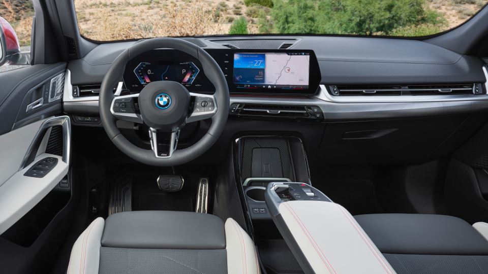 2024 ب‌ ا م‌ و iX2