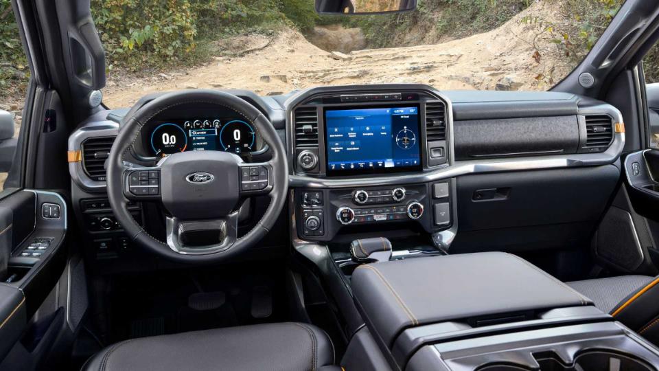 کابین فورد F-150 ترمور مدل 2021