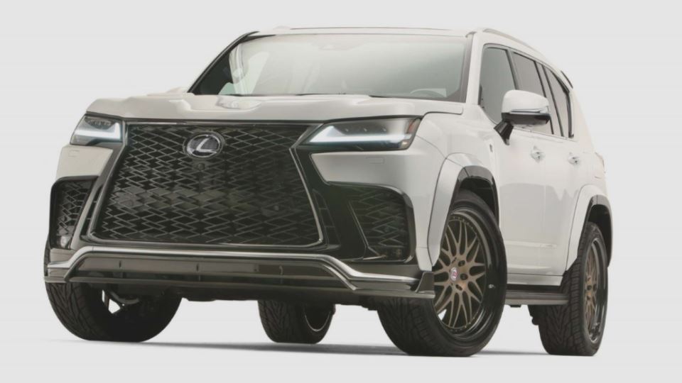 لکسوس LX600 Urban