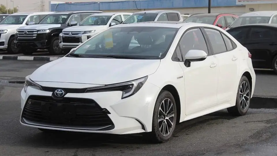 تويوتا لوين بنزيني معين خودرو ايرانيان