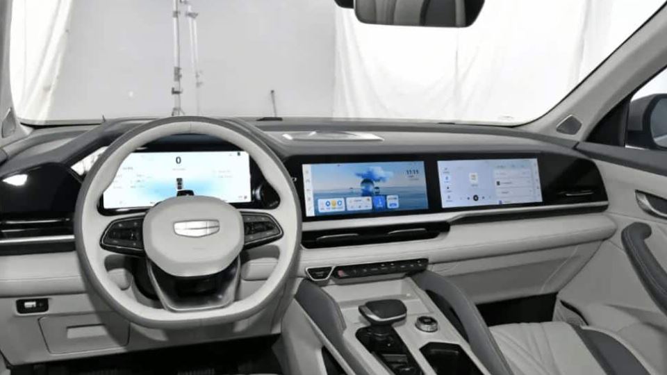 2024 جیلی ژینگ یو ال ثور HiF