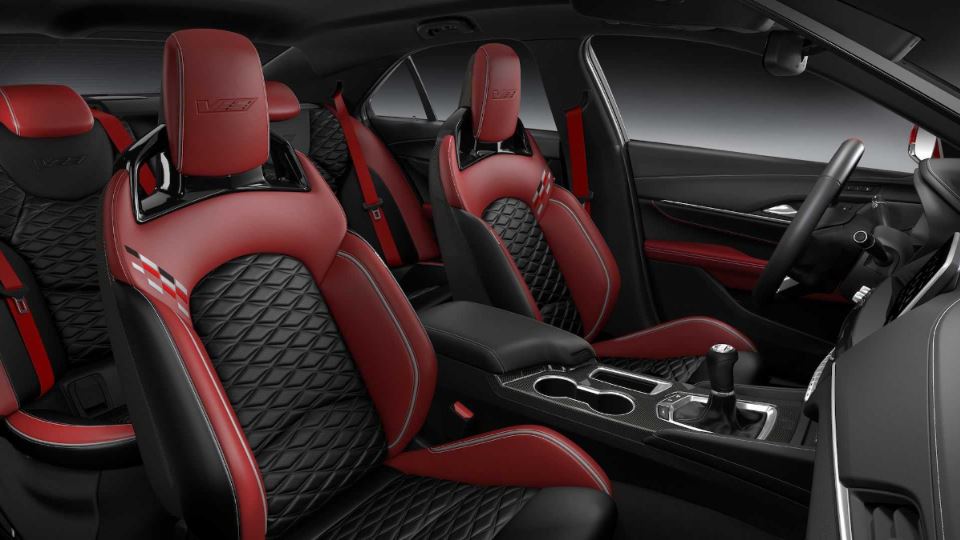 کادیلاک CT4-V بلک وینگ ترک ادیشن