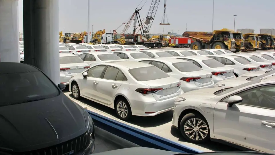 آخرين عرضه خودروهاي وارداتي در سال 1403