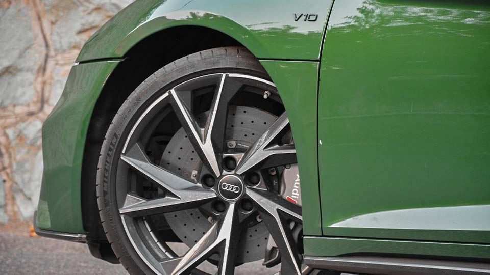 2022 آئودی R8 V10 پلاس