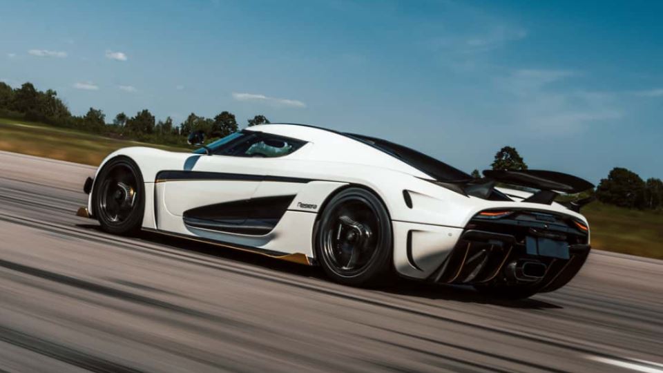 رکورد شتاب ترمزگیری کونیگزگ رگرا